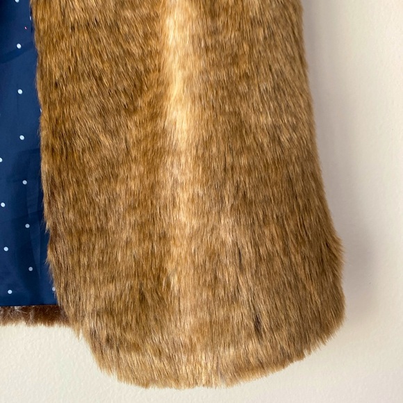 Girls Vests Size 5T (2) - Picture 4 of 11